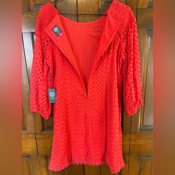 NWT Vince Camuto Red Eyelet Sheath Dress. Sz 16 - Picture 3 of 6